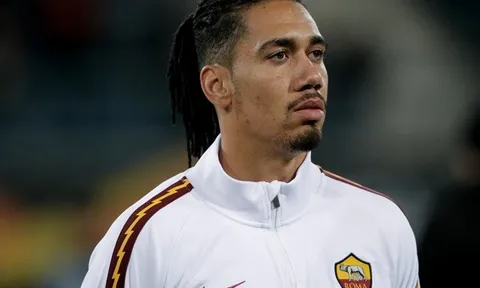 'Man Utd nên giữ Smalling và sẵn sàng nâng cấp hàng thủ'
