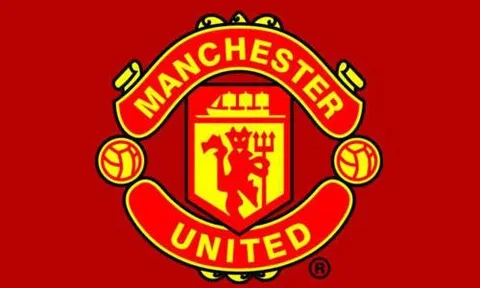 Động đến Man United, công ty nổi tiếng bị kiện