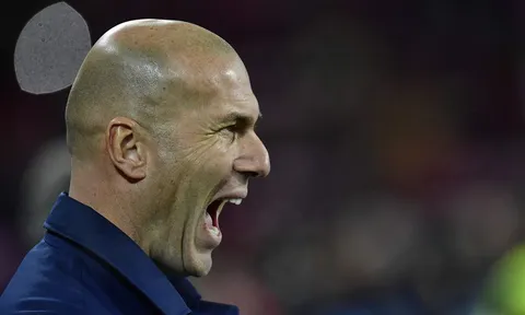 Không phải Hazard, đây là cơn đau đầu lớn nhất của Zidane