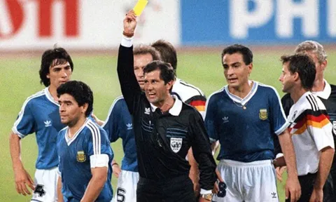 'Maradona là người có tính cách tệ nhất tôi từng gặp'
