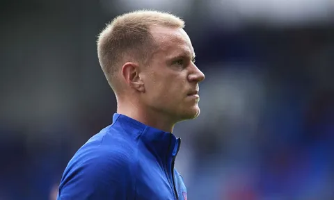 'Số 1' chốt tương lai, Barca thoát được một bàn thua trông thấy