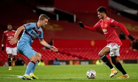 Marcus Rashford và bước chuyển mình thành cầu thủ kiến tạo