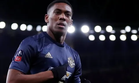 Fan Quỷ đỏ: "Man Utd nên để cậu ấy đá trung phong"