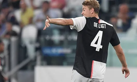 HLV Martusciello bảo vệ De Ligt sau màn ra mắt không như ý