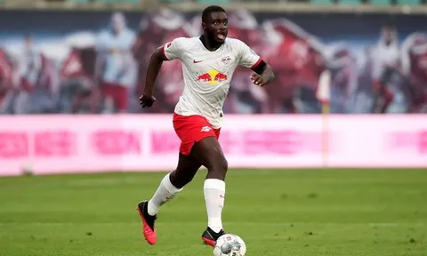 Mất Upamecano, Man Utd lập tức chuyển hướng sang trung vệ 80 triệu euro