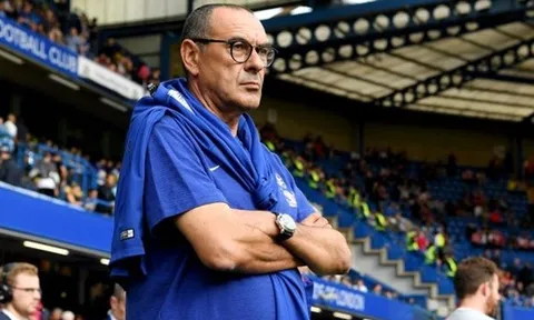 Sau tất cả, Sarri cũng thừa nhận mâu thuẫn và 'nước mắt' tại Chelsea