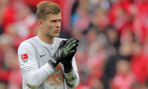CĐV Liverpool: "Rác rưởi; Cắt hợp đồng của cậu ta"