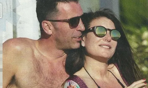 'Máy bay' của Buffon nêu lý do giã từ bóng đá