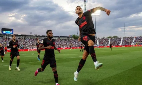 "Máy chém" của Atletico phát biểu sau pha làm bàn để đời