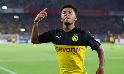 Hàng công thăng hoa, Dortmund đã trình làng "bộ tứ hoàn hảo"