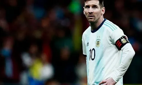 CHÍNH THỨC: Messi bị trừng phạt, chủ tịch cũng liên đới