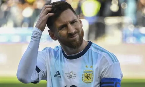 Messi bị phạt 1.500 USD: Trò đùa của Copa America?