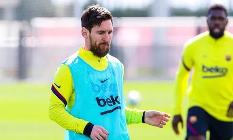 Messi căng thẳng khi rơi vào thế bám đuổi