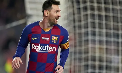Messi lại khiến CĐV phát sốt với một hành động đặc biệt