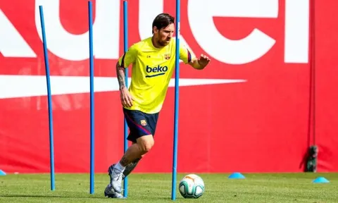 Messi “lộ diện”, sẵn sàng bảo vệ ngôi đầu La Liga