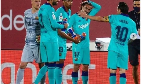 Messi vẫn chưa hài lòng với đồng đội