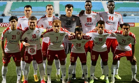 “Messi Việt Nam” Công Phượng và đồng đội đồng ý giảm lương
