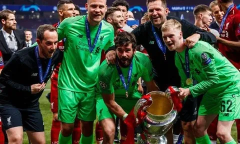 Thay thế ''quân dự bị'' - bài toán khó của Klopp và Liverpool