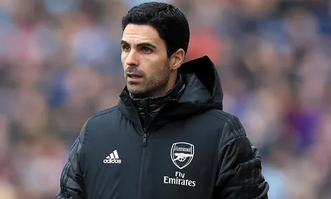 Barca ra giá rẻ bèo, Arsenal tiện đường thâu tóm "Đôi chân pha lê"