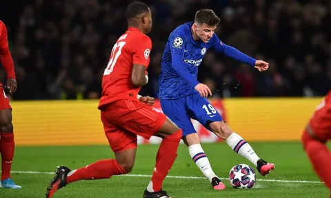 Chelsea thua thảm, Ballack nói lời thật lòng: 'Cậu ta thật phi thường'