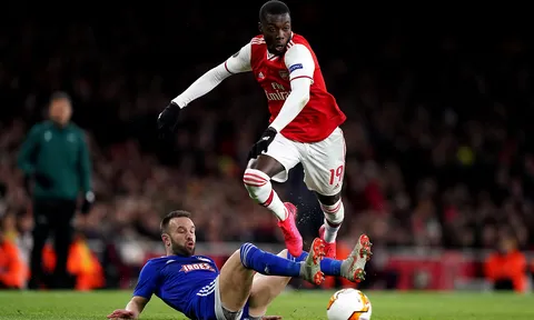 'Bom tấn' Arsenal quá lãng phí, Mikel Arteta phá vỡ im lặng