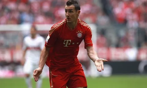 Miroslav Klose: Sự giản dị của một huyền thoại