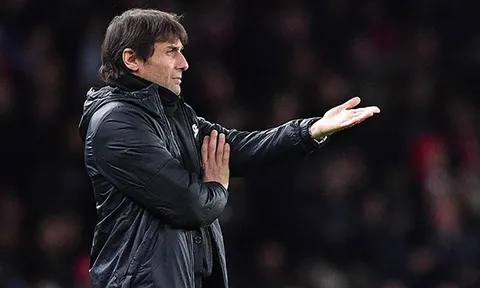 Cựu sếp lớn Inter Milan dành lời khó nghe cho Antonio Conte