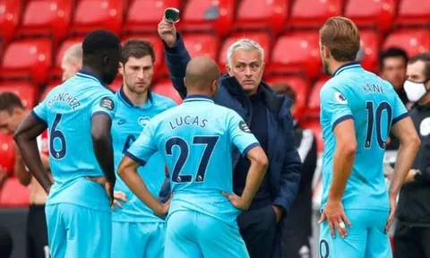 Moura chỉ rõ lý do Mourinho không còn 'dựng xe bus'