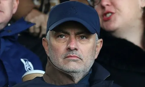 Tin Chelsea: Mourinho kêu gọi sử dụng 2 cầu thủ; Sao trẻ muốn ra đi
