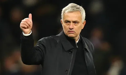 Mourinho được mách đưa "trung vệ vĩ đại" về Spurs hè 2020