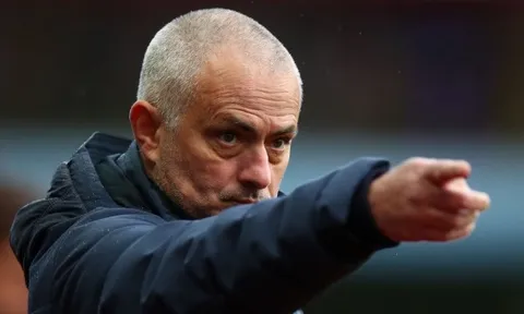 Mourinho: "Đạt điều đó với Tottenham vĩ đại hơn khi ở M.U"