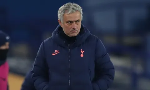 Mourinho trả giá vì khinh thường đối thủ