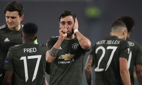 Tỏa sáng rực rỡ, Bruno Fernandes xô đổ kỷ lục của Paul Scholes