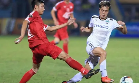 Mưa bàn thắng, sai lầm hàng thủ, HAGL mất ngôi đầu bảng V-League