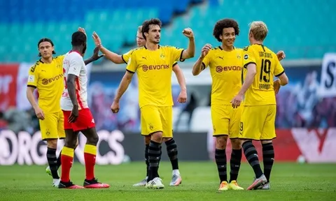 Mùa hè bận rộn của Dortmund