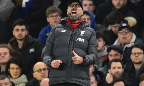 Mục nát cả 3 tuyến, "đế chế" Liverpool sụp đổ là lẽ tự nhiên