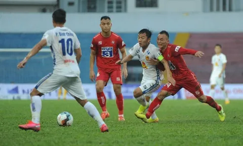“Mũi tên đen” Mpande nổ súng, Hải Phòng chiếm đỉnh bảng V-League