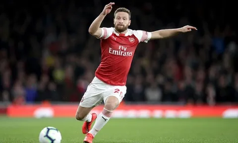 Arsenal chịu lỗ gần nửa, AS Roma sẽ giúp rước hộ "của nợ"