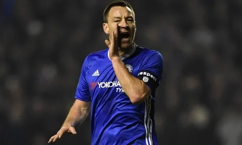 Terry tiết lộ sốc về vụ khước từ Man Utd, đồng ý gia nhập Chelsea