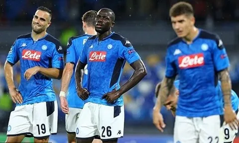 “Rất ít người nghĩ rằng Napoli sẽ gặp Barca”