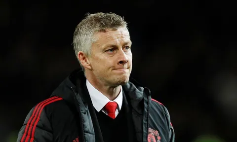 "Nếu họ cho phép, tôi sẽ mua lại Man United"