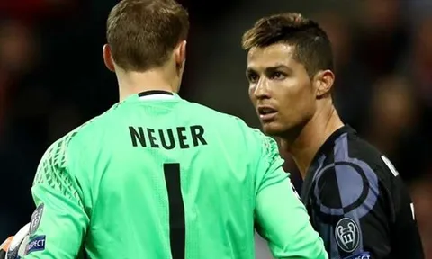Sau tất cả, Neuer nói thẳng khác biệt về Ronaldo