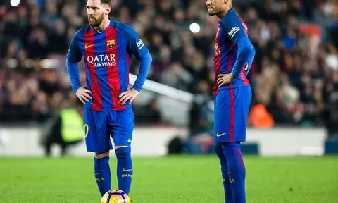 Neymar yêu cầu PSG chiêu mộ Messi