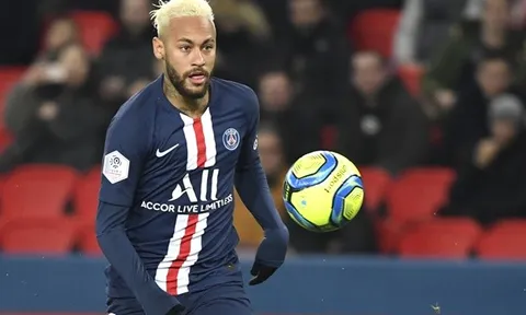 Neymar trở lại nước Pháp, hội quân cùng toàn đội chuẩn bị cho Champions League
