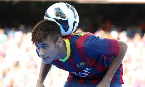 Neymar, Barca và cú bắt tay định mệnh