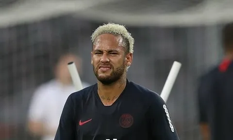 "Messi không bảo tôi phải ký hợp đồng với Neymar"