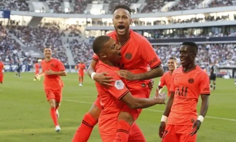 Ngã ngửa với cách Neymar ví von hài hước về CĐV PSG