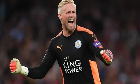 "Ngay cả khi giữ lại De Gea, Man Utd vẫn nên mua thủ môn đó"