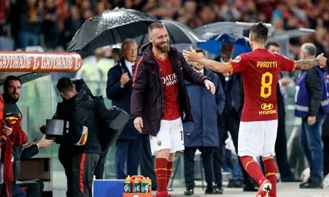 Ngày này năm xưa, "công thần 19 năm" chia tay AS Roma