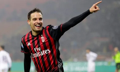 Nghỉ thi đấu 9 tháng, “thương binh” vẫn được AC Milan tặng quà